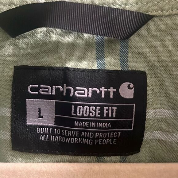 ✨Carhartt Loose Fit Midweight Plaid Sz Large Shirt - Short Sleeve✨ - Picture 6 of 8
